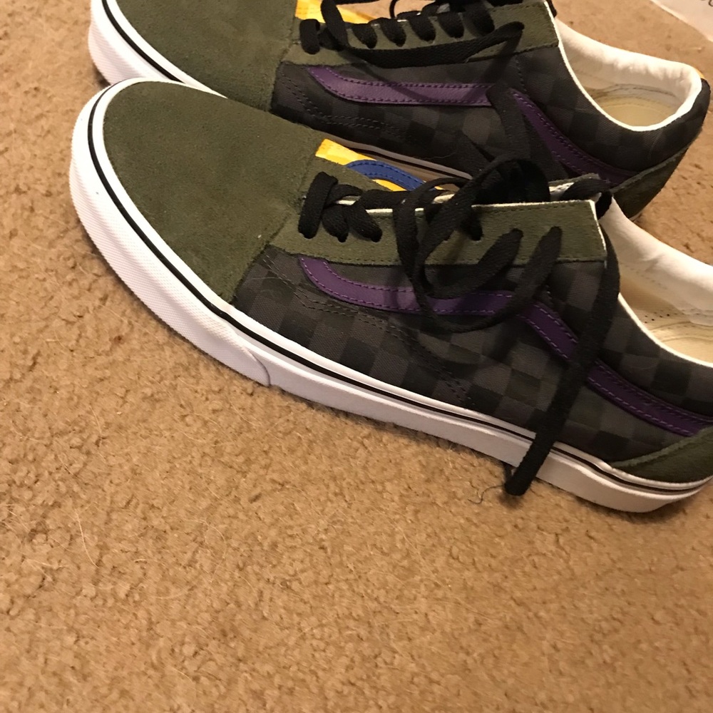 Vans multi color shoes